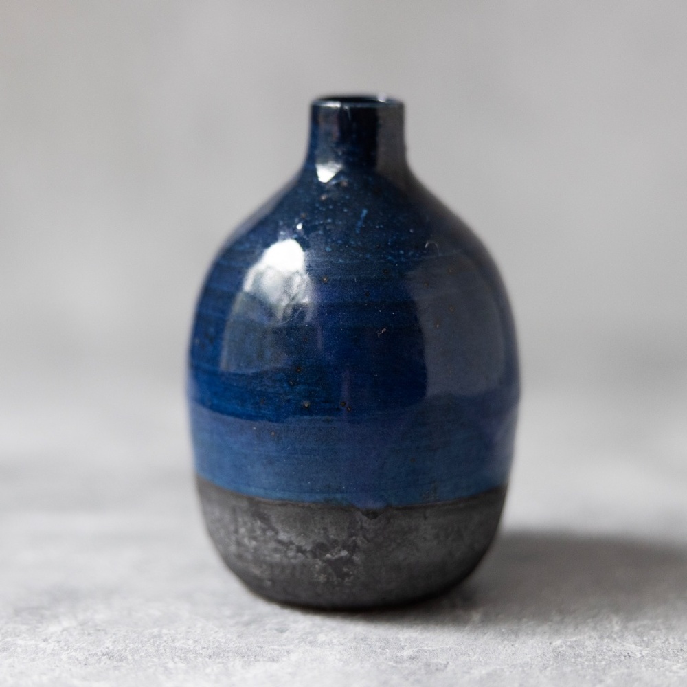 Otagiri Japan vintage blue pottery bud vase navy gray grey brown ceramic 4" tall - Picture 3 of 7